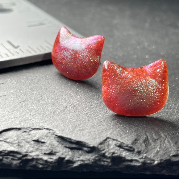 Stud Earrings Sparkly Glitter Cat Stud Hand Poured Resin 
Post Earrings - Picture 9 of 10